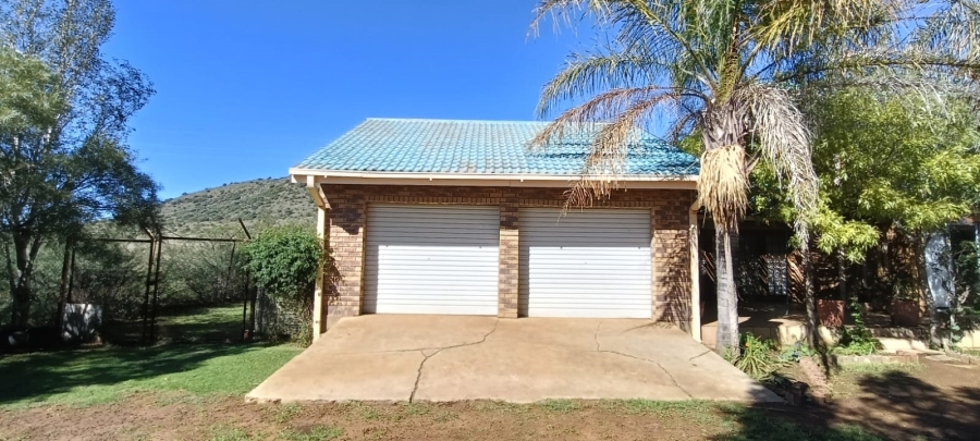 4 Bedroom Property for Sale in Ferreira Free State